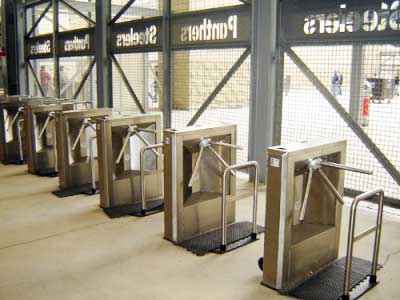 智能通道三辊闸